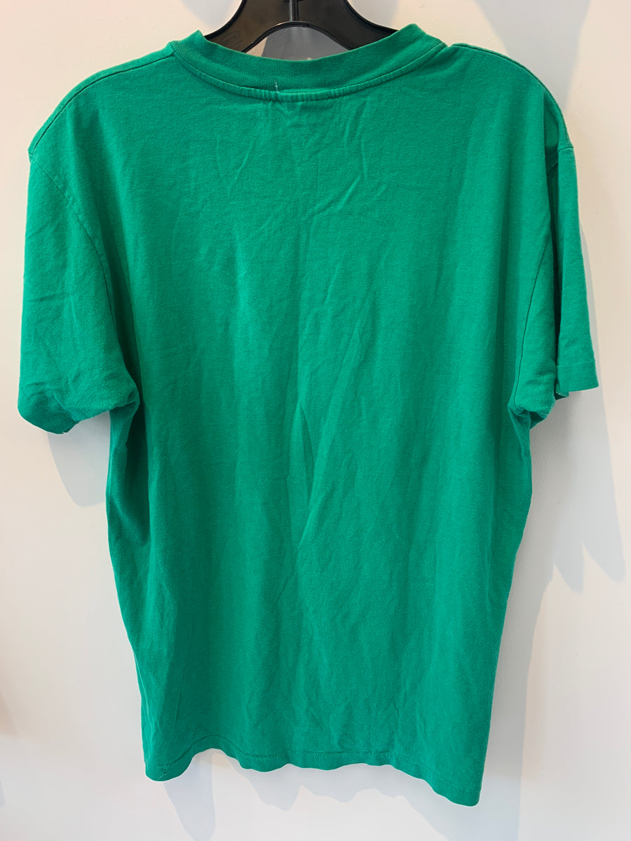 & Vintage in – Fits Champs Made Scholars Small/Medium Boston a T Shirt Green Celtics Kelly