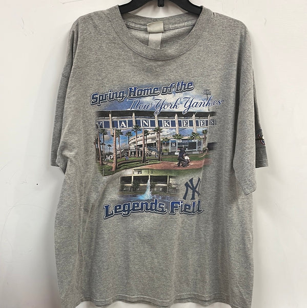 Vintage Yankees Legends Field T Shirt 2XL Y24