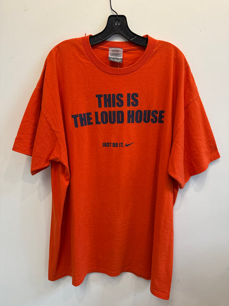 Nike SU "This Is The Loud House" S/S T-Shirt Orange 2XL TS634