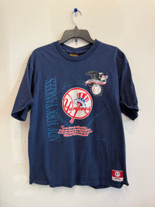 Vintage New York Yankees NutmegT Shirt Large Y66